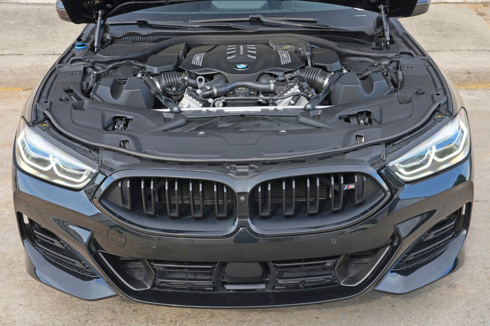 Used 2023 BMW M850i Gran Coupe xDrive w/ M Carbon Exterior Package AWD/4WD image 8