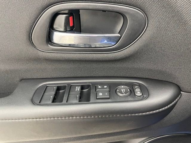 Used 2021 Honda HR-V Sport image 11