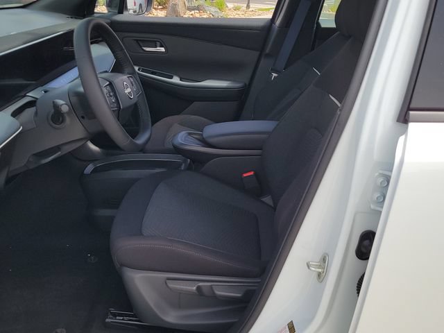 New 2026 Nissan Leaf w/ Floor Mat Package (S+) FWD image 6