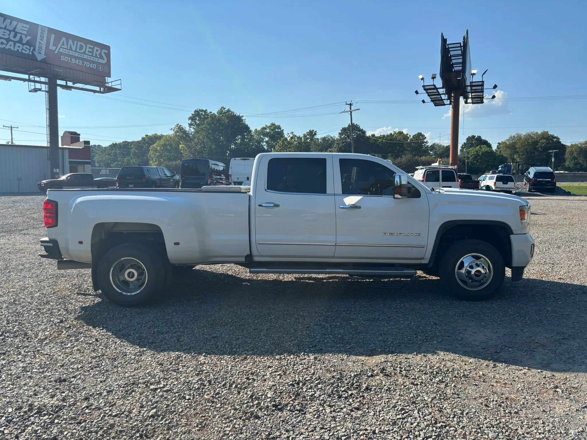 Used 2016 GMC Sierra 3500 Denali w/ Duramax Plus Package AWD/4WD image 5