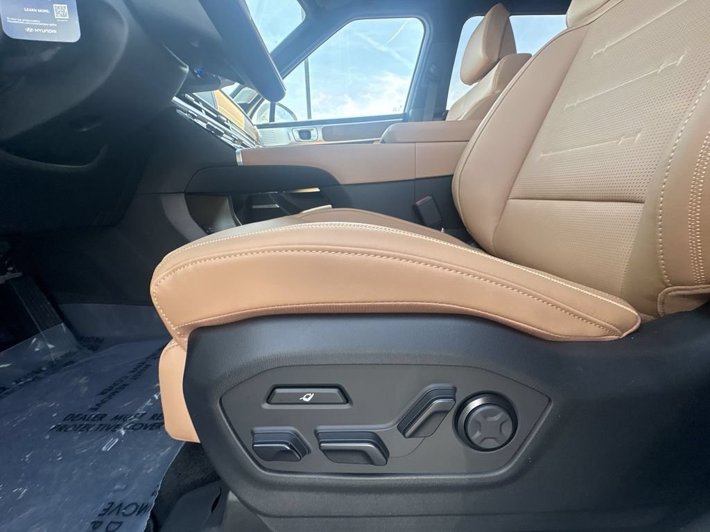 New 2026 Hyundai Santa Fe Calligraphy AWD/4WD image 14