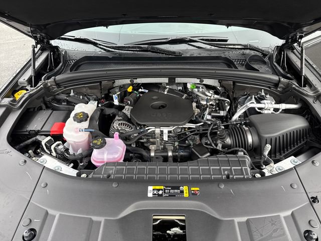 New 2026 Jeep Grand Cherokee Altitude image 29