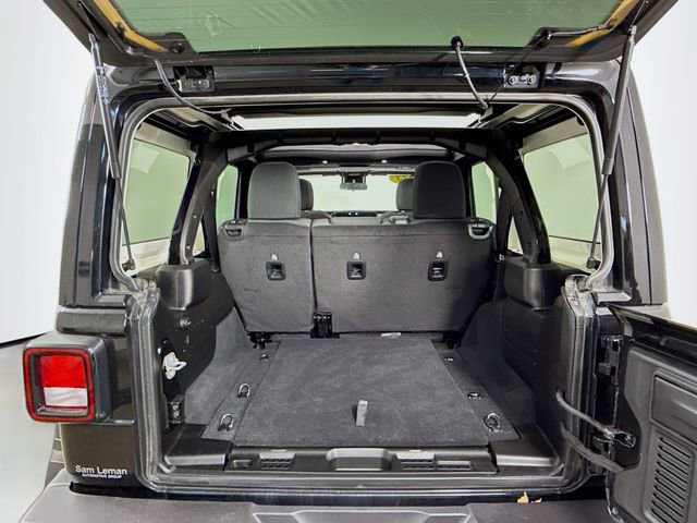 Used 2024 Jeep Wrangler Willys image 24