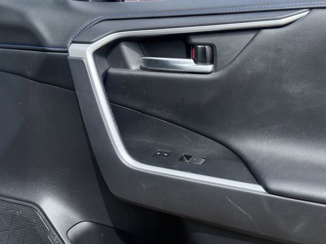 Used 2022 Toyota RAV4 XSE AWD/4WD image 30