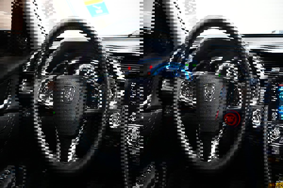 Used 2019 Honda Civic EX image 19