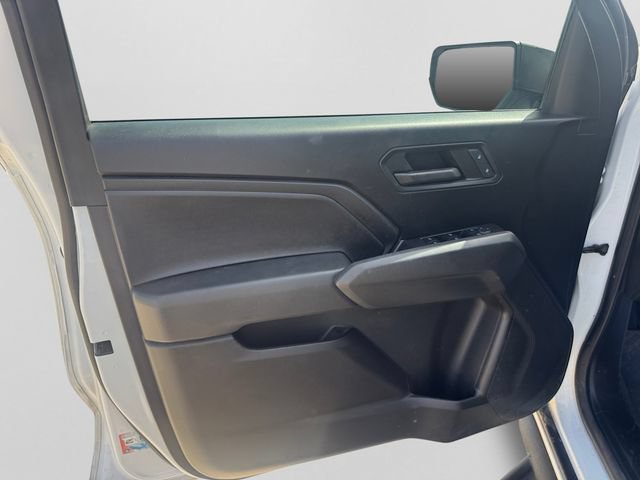 Certified 2024 Chevrolet Colorado W/T RWD image 10
