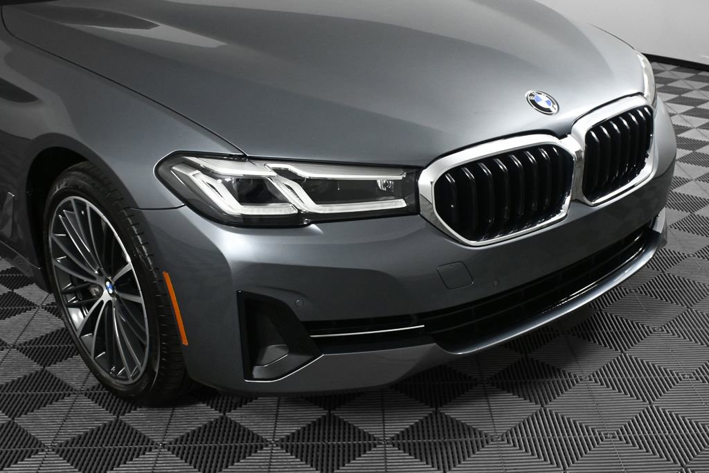 Used 2022 BMW 540i w/ Premium Package image 34