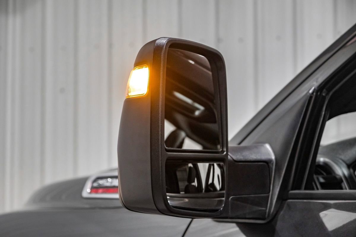 Used 2024 RAM 2500 Tradesman w/ Chrome Appearance Group image 40