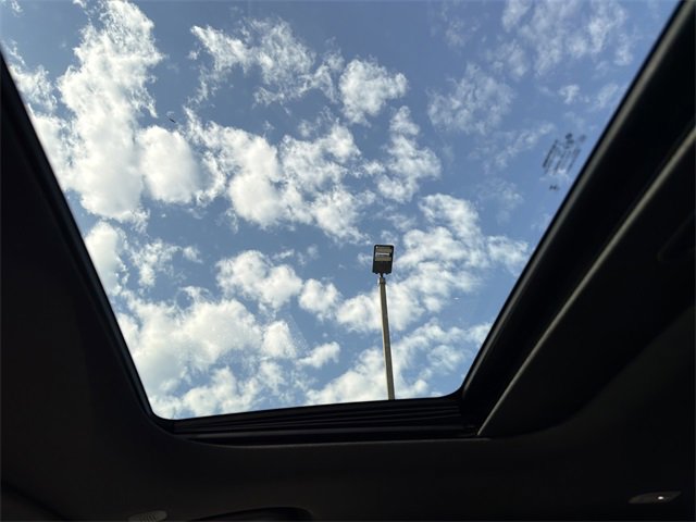 New 2025 Jeep Grand Cherokee L Altitude image 32