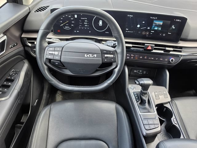Certified 2026 Kia Sportage SX FWD image 9