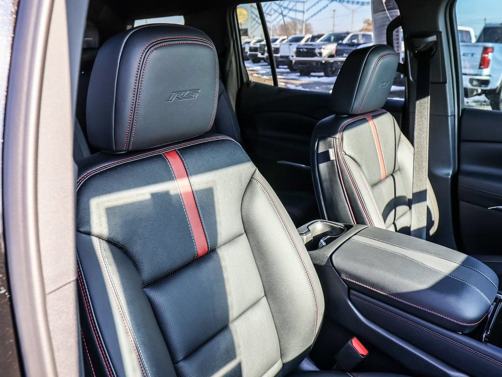 New 2026 Chevrolet Traverse RS w/ LPO, Floor Liner Package FWD image 78