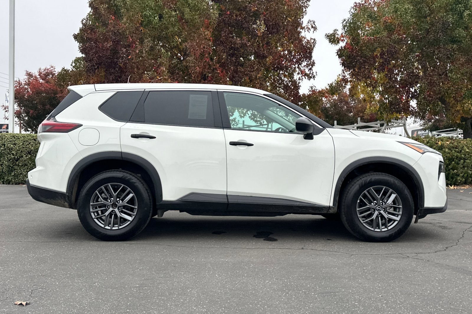 Certified 2024 Nissan Rogue S image 3