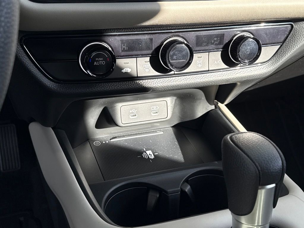 Certified 2026 Honda HR-V LX image 26