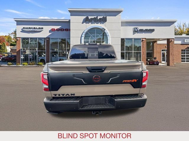 Used 2023 Nissan Titan PRO-4X w/ Pro-4x Convenience Package AWD/4WD image 6