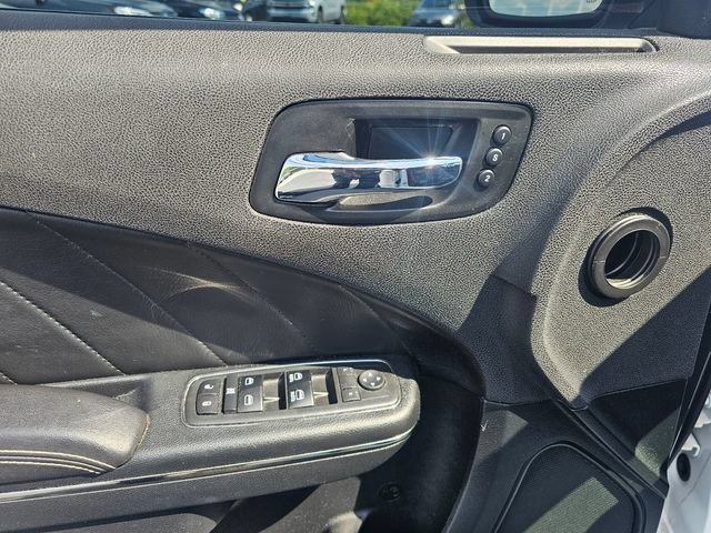 Used 2018 Dodge Charger SRT Hellcat w/ Harman/Kardon Audio Group RWD image 29