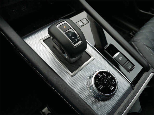 Used 2025 Mitsubishi Outlander SEL image 22