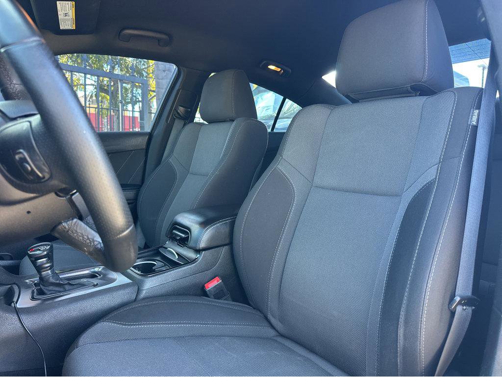 Used 2016 Dodge Charger SXT w/ Blacktop Package image 7