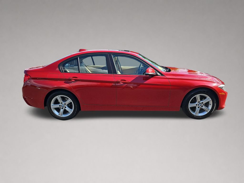 Used 2014 BMW 328i xDrive Sedan AWD/4WD image 3
