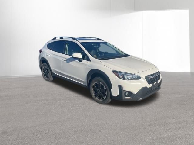 Used 2021 Subaru Crosstrek 2.0i Premium w/ Moonroof Package image 4