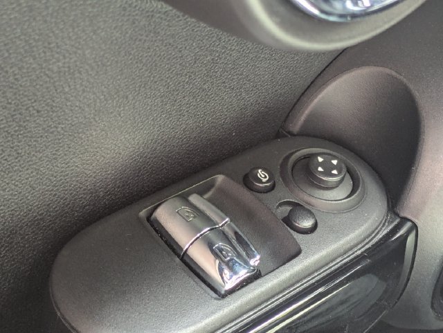 Used 2022 MINI Cooper S w/ Driver Assistance Package FWD image 23