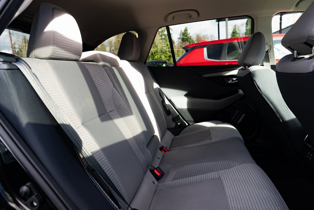 Used 2024 Subaru Outback Premium image 20