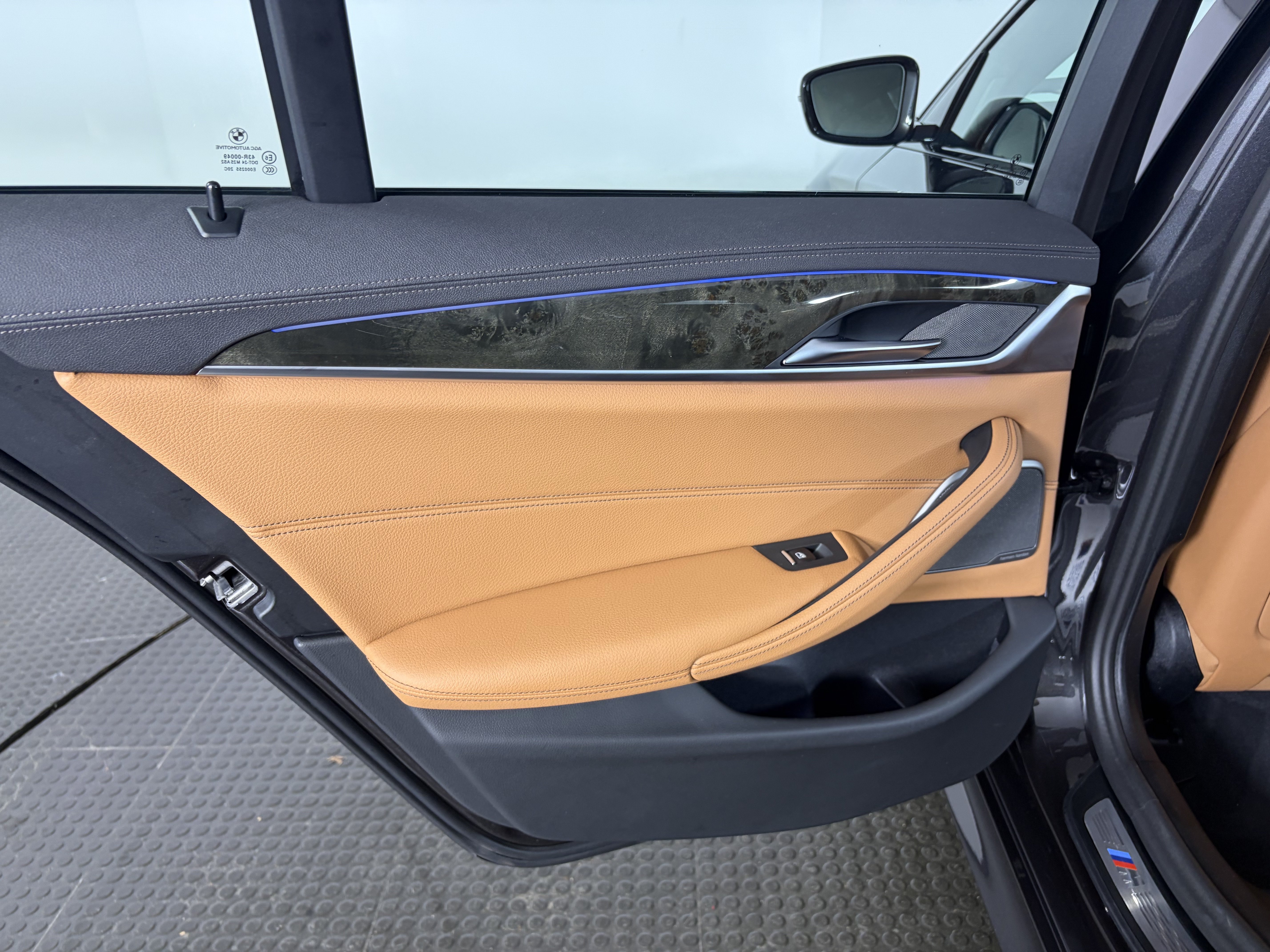 Certified 2023 BMW M550i xDrive AWD/4WD image 15