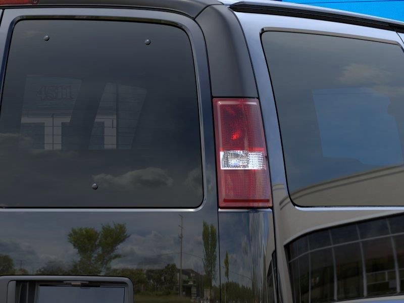 New 2026 Chevrolet Express 2500 LT w/ LT Preferred Equipment Group RWD image 11