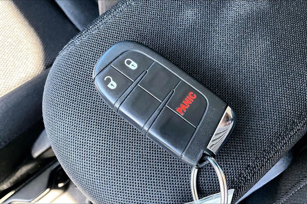 Used 2020 Jeep Renegade Sport image 26