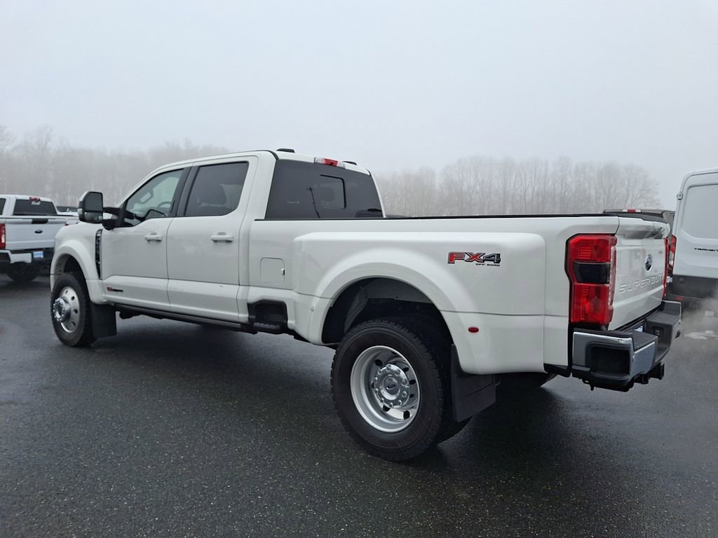 Used 2023 Ford F450 Lariat w/ Lariat Ultimate Package image 4