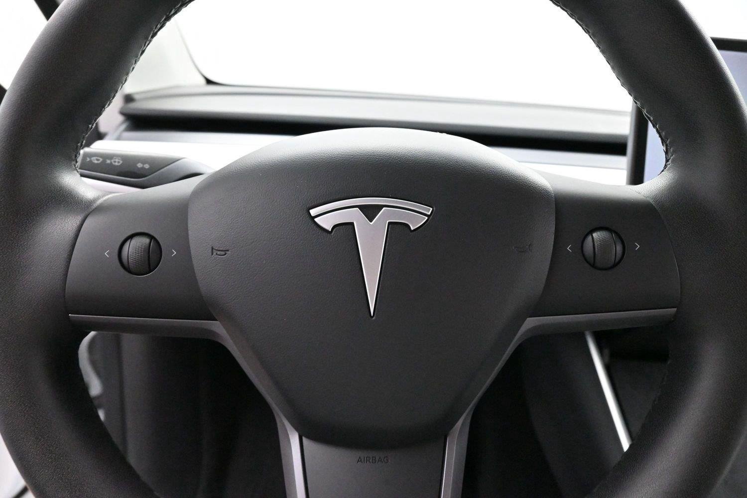 Used 2020 Tesla Model Y Performance AWD/4WD image 16