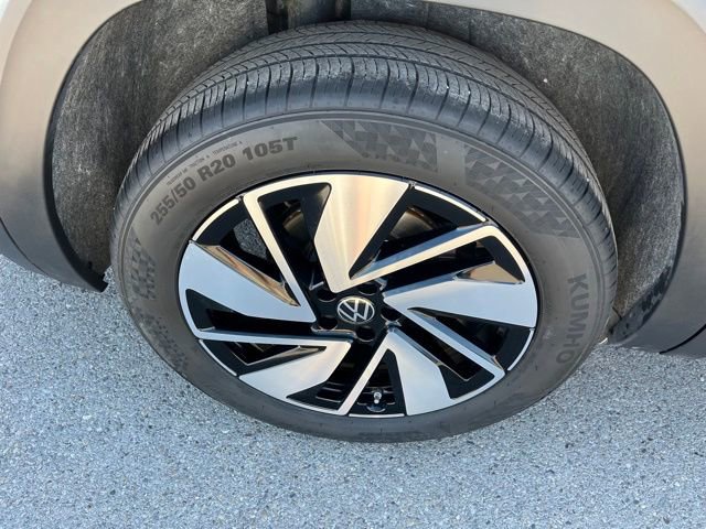 Used 2024 Volkswagen Atlas SE image 19