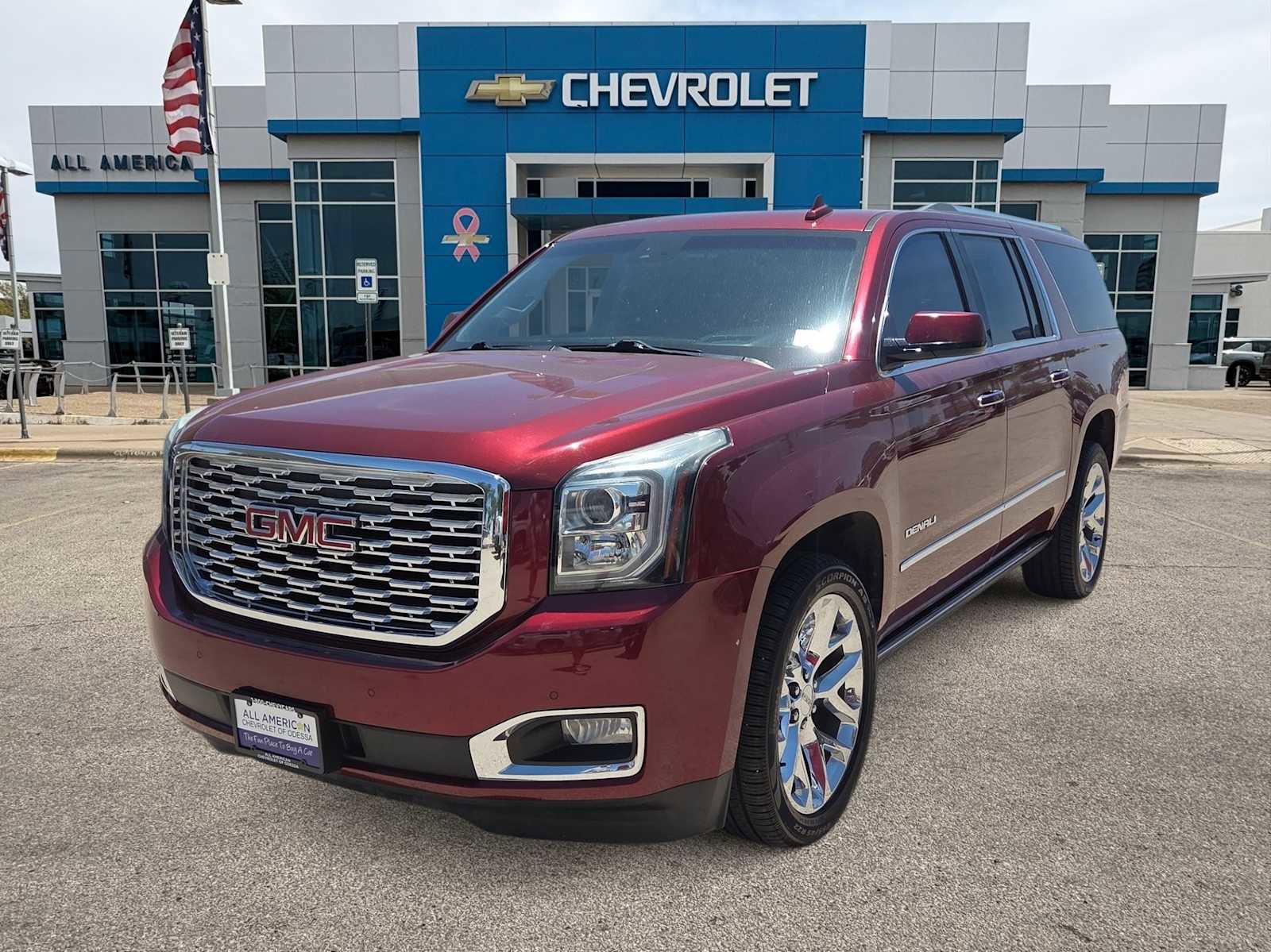 Used 2018 GMC Yukon XL Denali w/ Denali Ultimate Package AWD/4WD video 1