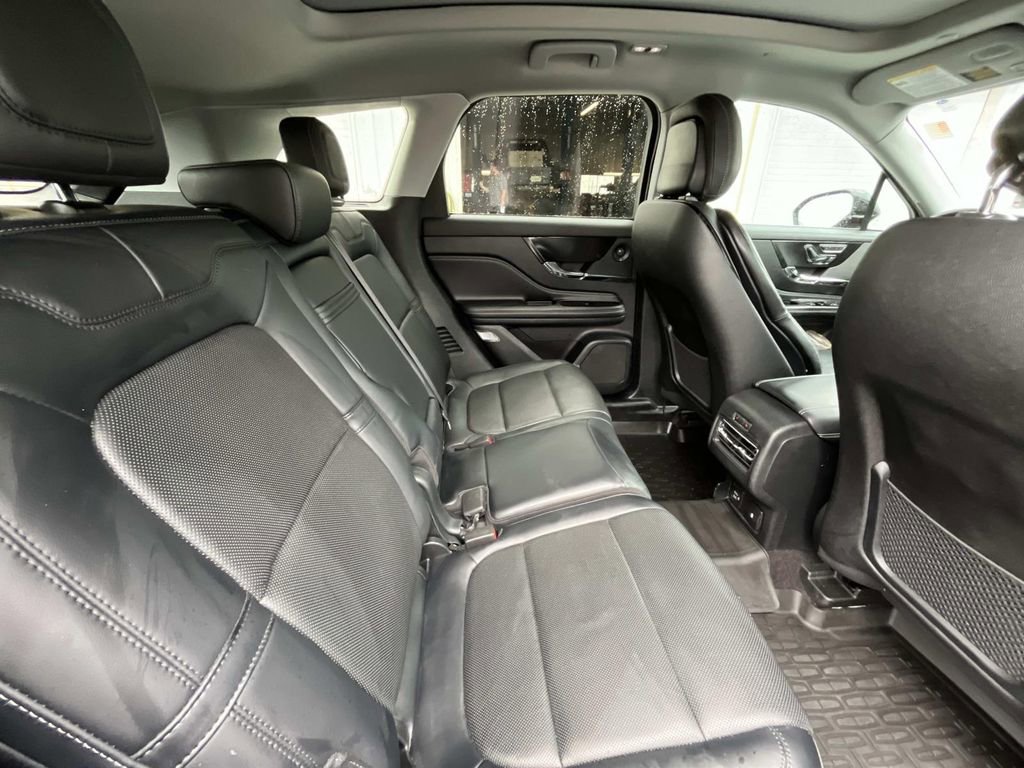 Used 2022 Lincoln Corsair Reserve w/ Equipment Group 201A image 16