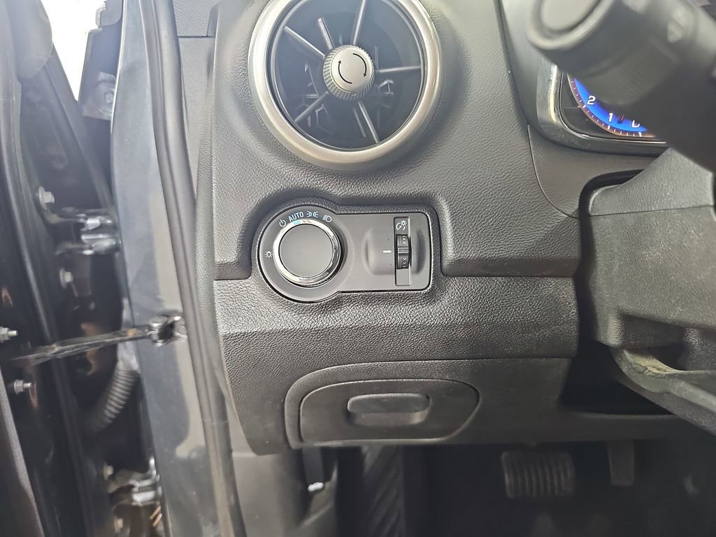 Used 2016 Chevrolet Trax LT w/ LPO, Protection Package FWD image 30