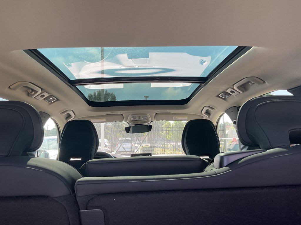 New 2027 Volvo XC60 B5 Core AWD/4WD image 25