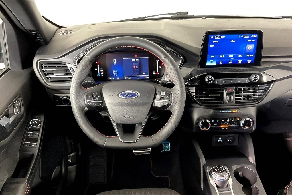 Used 2023 Ford Escape ST-Line image 7