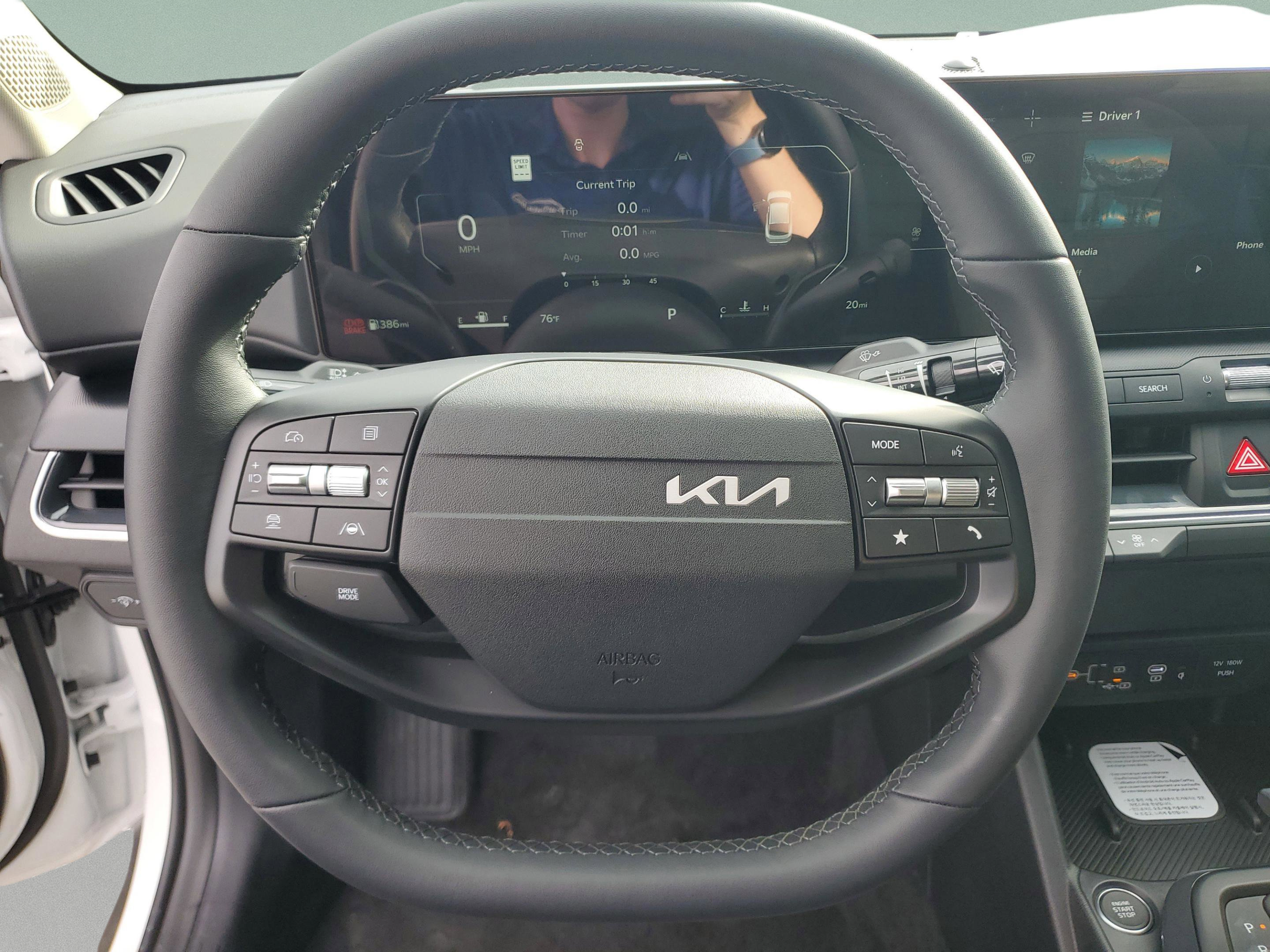 New 2025 Kia K4 EX FWD image 22
