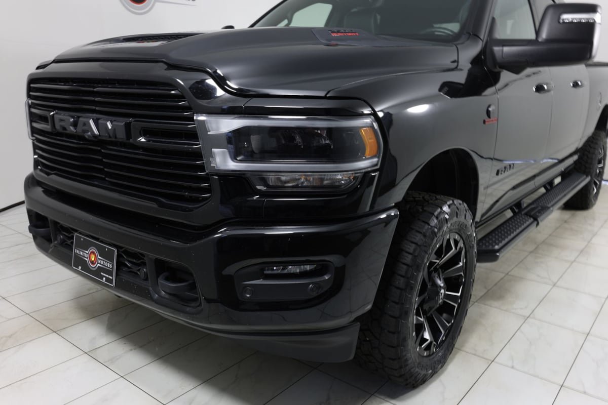 Used 2024 RAM 2500 Laramie w/ Night Edition AWD/4WD image 47