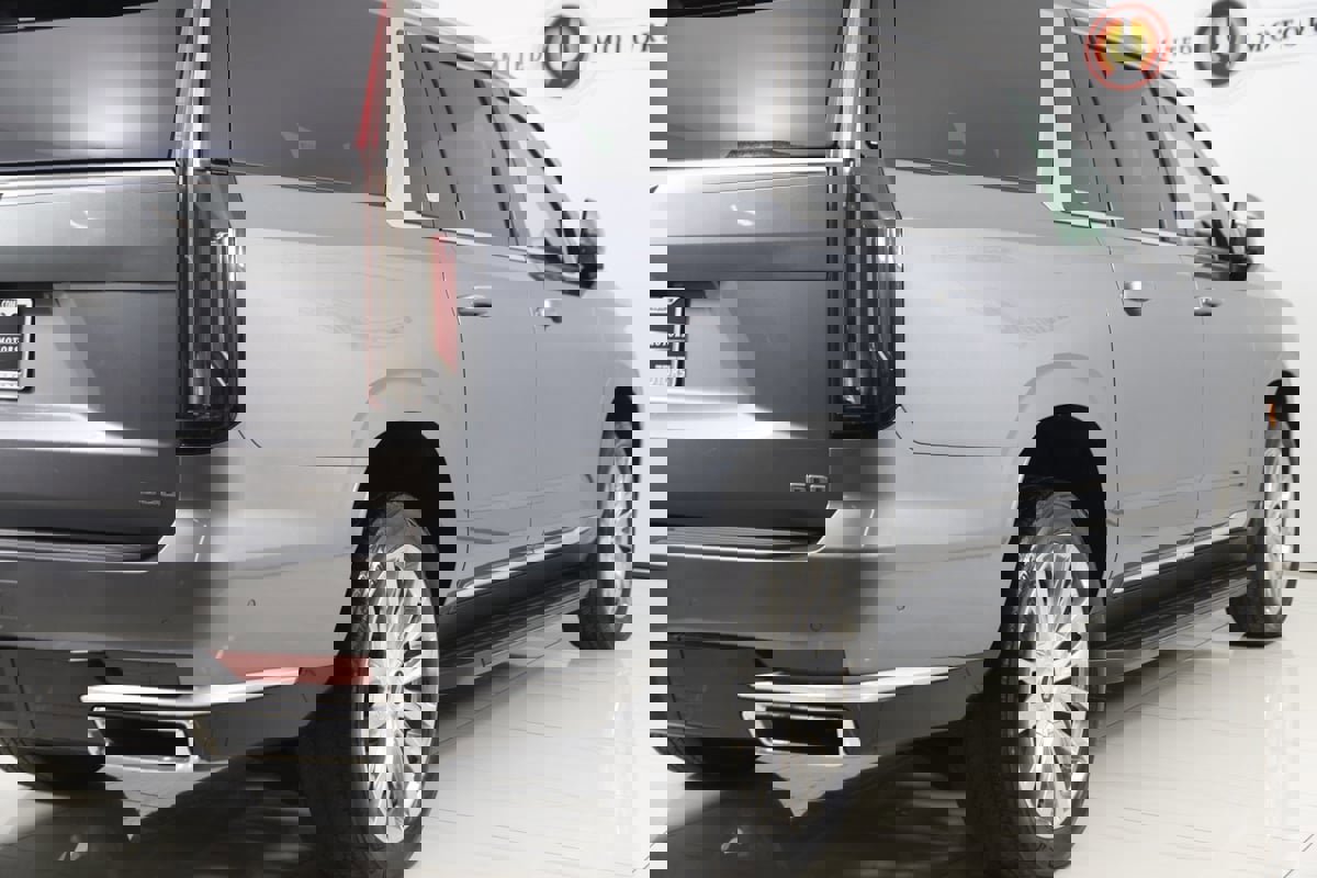 Used 2022 Cadillac Escalade ESV Premium Luxury image 55