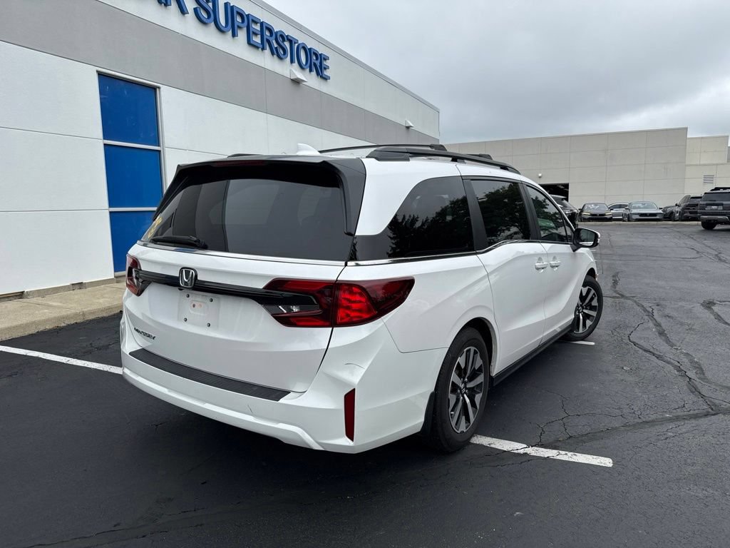 Used 2025 Honda Odyssey EX-L image 12