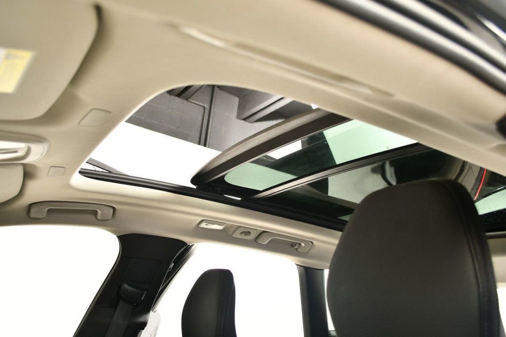 Used 2022 Volvo XC60 B5 Momentum w/ Protection Package Premier image 6