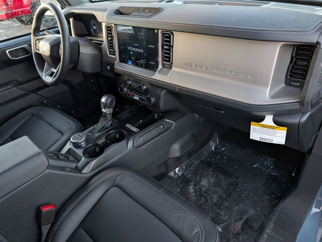 New 2025 Ford Bronco Outer Banks image 35