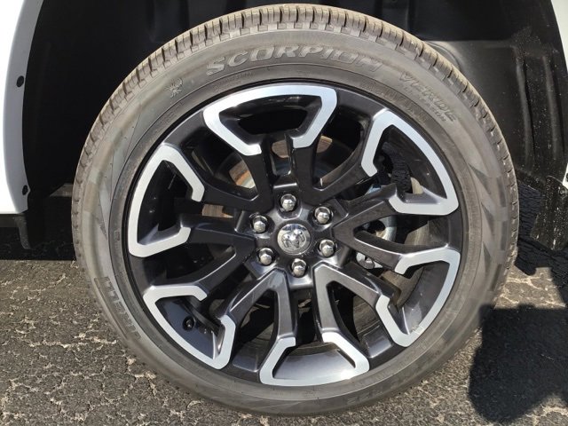 New 2025 RAM 1500 Limited w/ Trailer Tow Group image 27