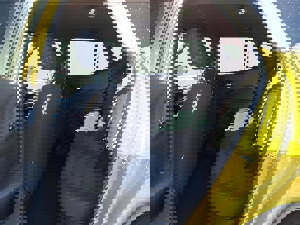 Used 2024 Chevrolet Trax RS image 8