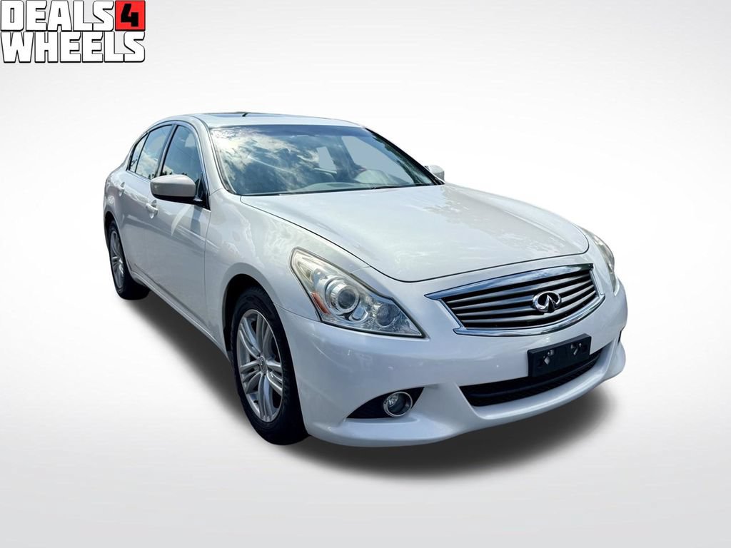Used 2012 INFINITI G37 x Sedan w/ Premium Pkg AWD/4WD image 3
