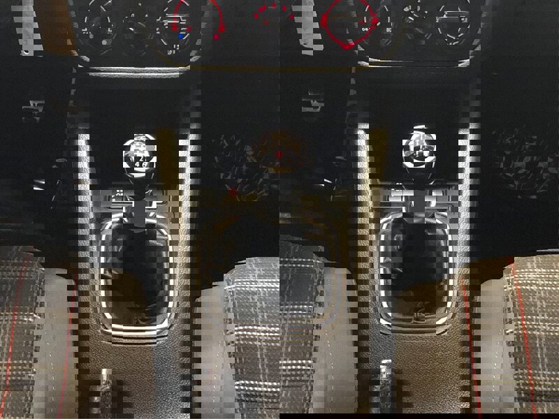 Used 2008 Volkswagen GTI 2-Door image 20