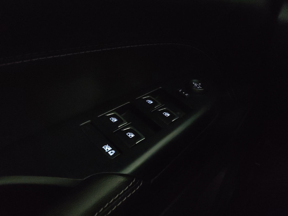 Used 2015 Cadillac SRX Luxury image 27