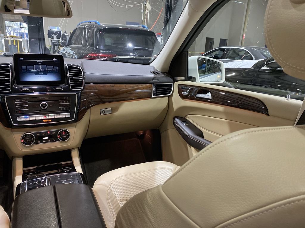 Used 2018 Mercedes-Benz GLS 450 4MATIC image 4