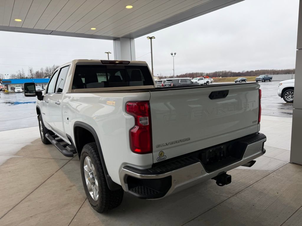 Used 2023 Chevrolet Silverado 2500 LTZ image 6