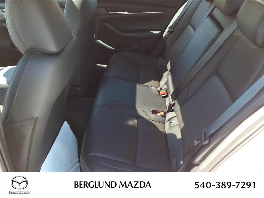 New 2026 MAZDA MAZDA3 Hatchback w/Premium Plus Pkg AWD/4WD image 8